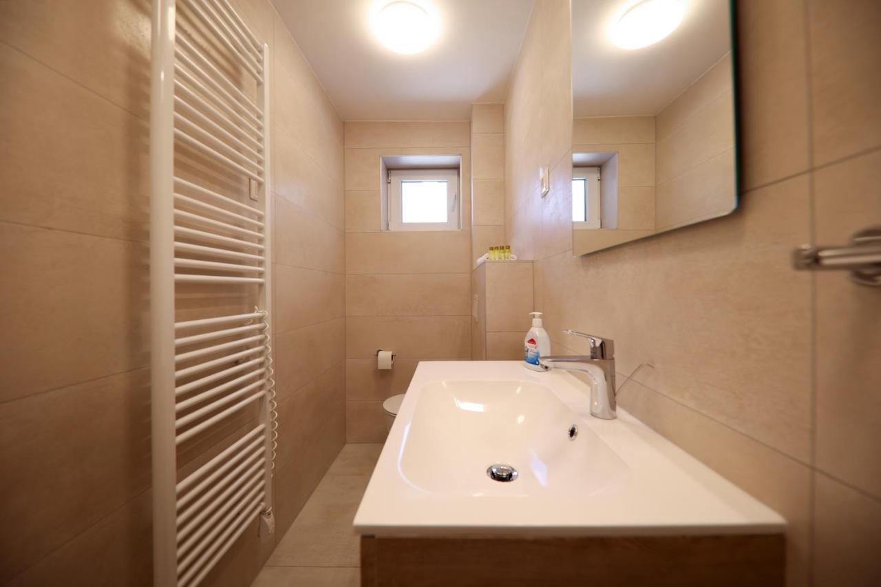Apartmani Diklo Задар Екстериор снимка