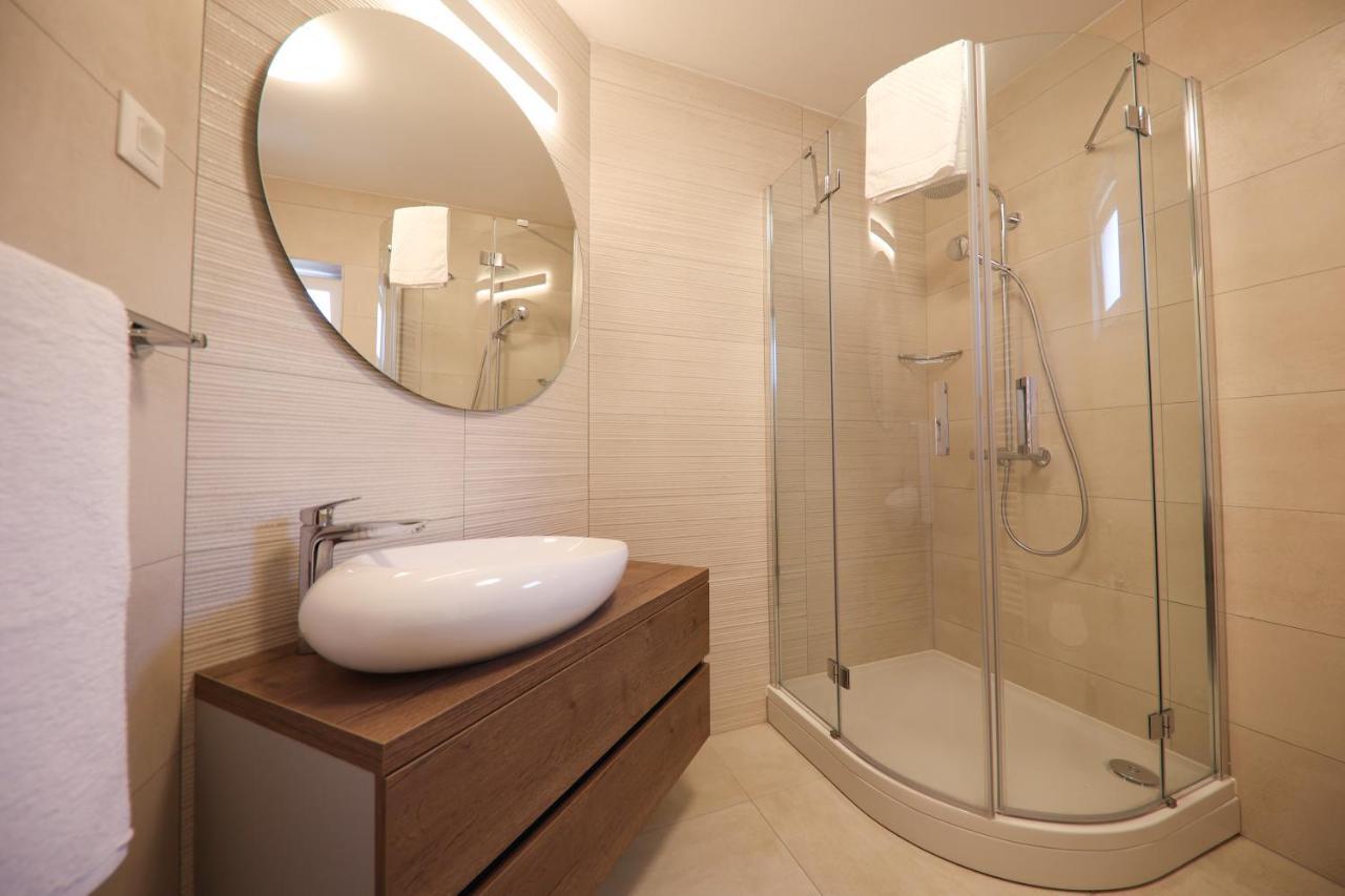 Apartmani Diklo Задар Екстериор снимка