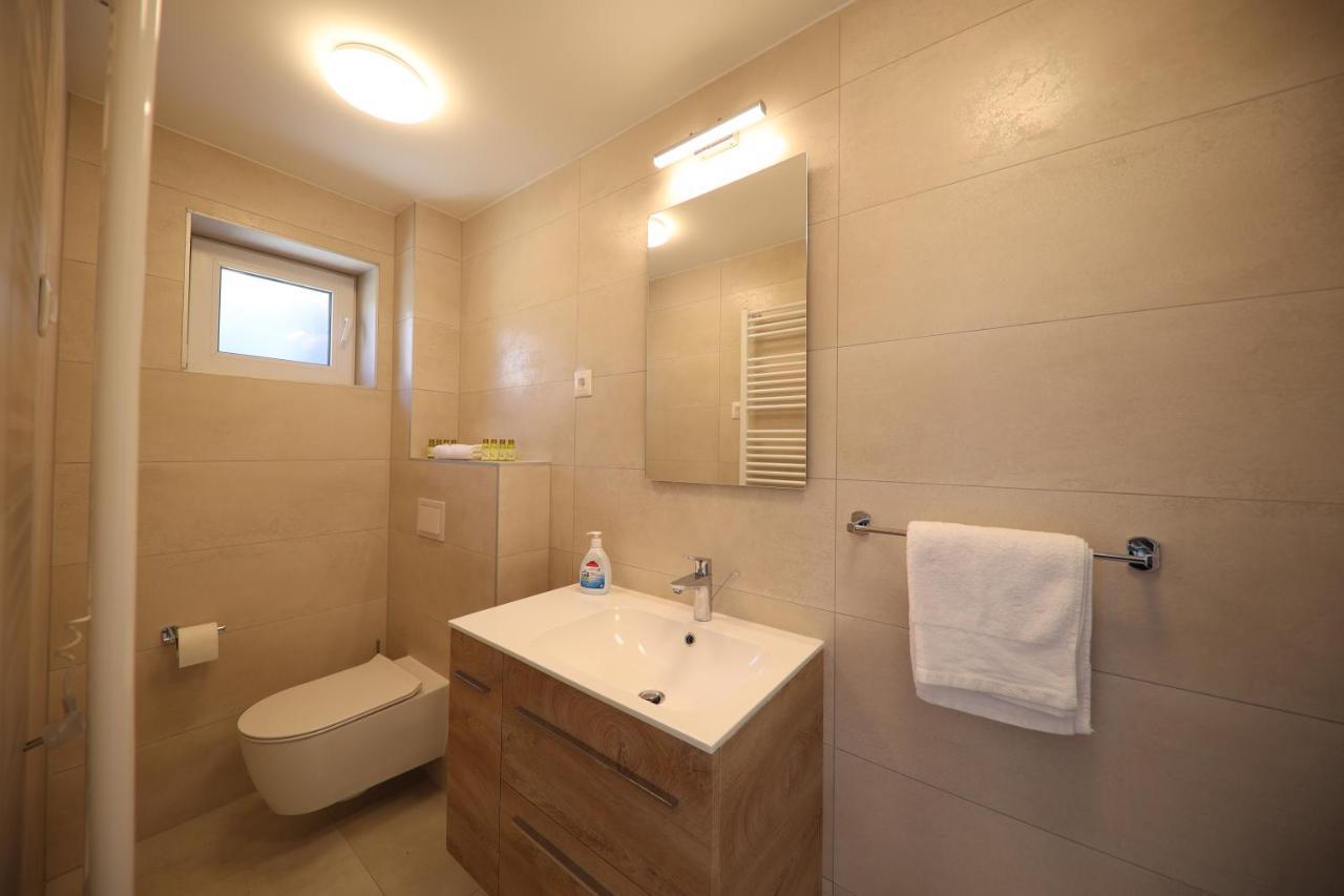 Apartmani Diklo Задар Екстериор снимка