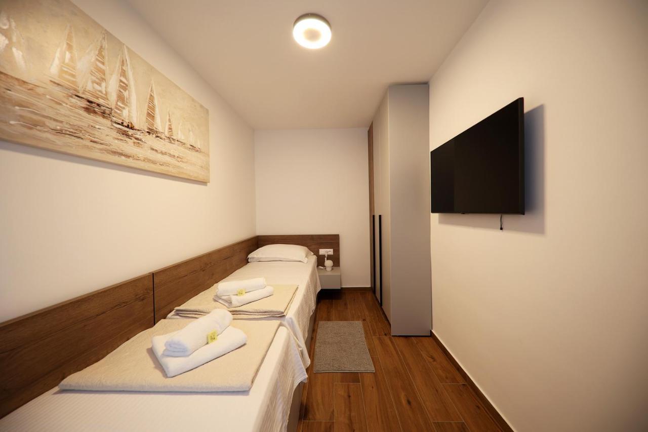 Apartmani Diklo Задар Екстериор снимка