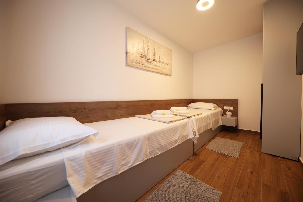 Apartmani Diklo Задар Екстериор снимка